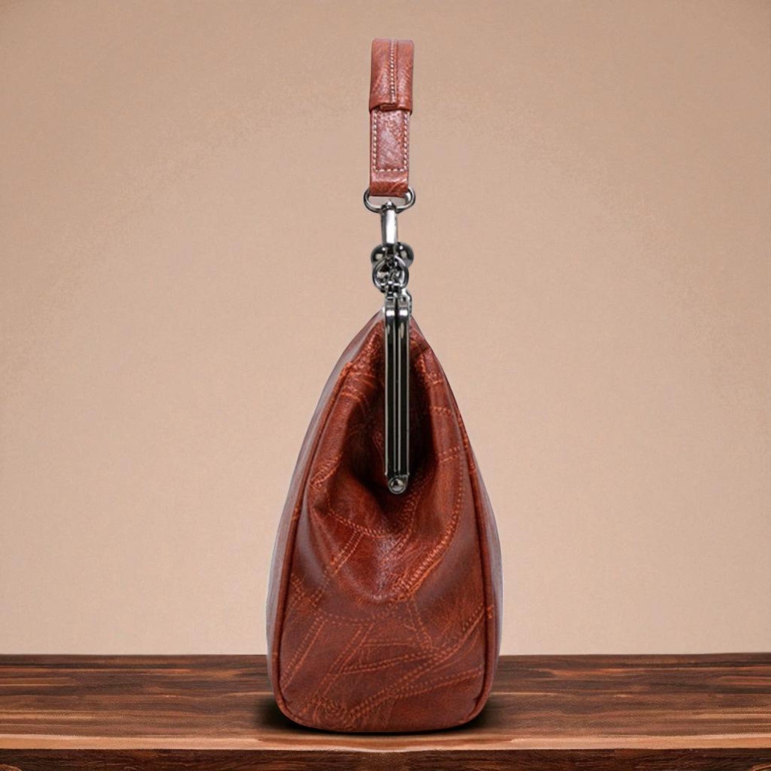 Borsa vintage con chiusura a scatto