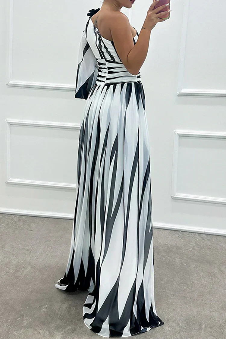Hazel™ | Vestido Maxi Elegante de Rayas con Hombro al Descubierto