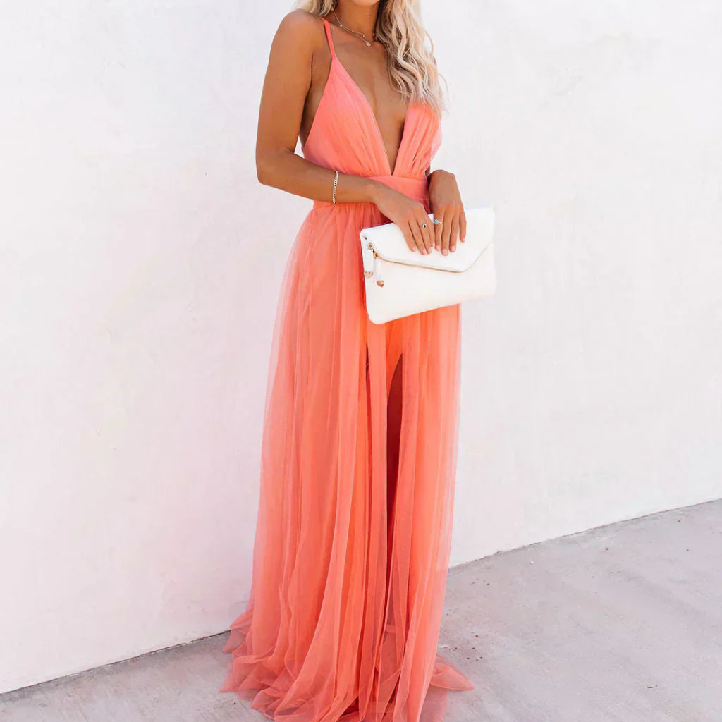 "La Chispa | Vestido Maxi Luz Coral" can be translated into Spanish from Spain as:

"La Chispa | Vestido Maxi Luz Coral" (The title is already in Spanish and does not require translation.) 

If you meant to ask for a different style or variation of the ti