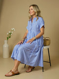 Orelia | Vestido Elegante de Rayas Claras