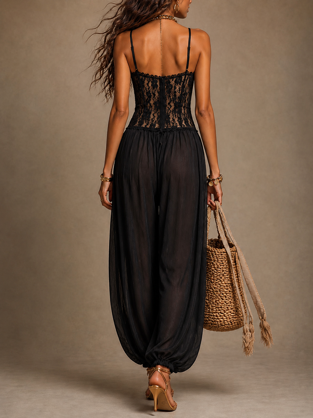 Ravenna | Mono halter con encaje fluido
