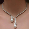 Collar elegante brillante con perlas de plata esterlina
