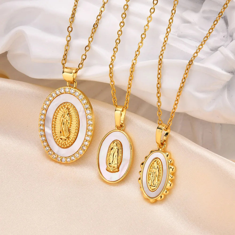 Collar con Pendente Ovalado de la Virgen en Oro