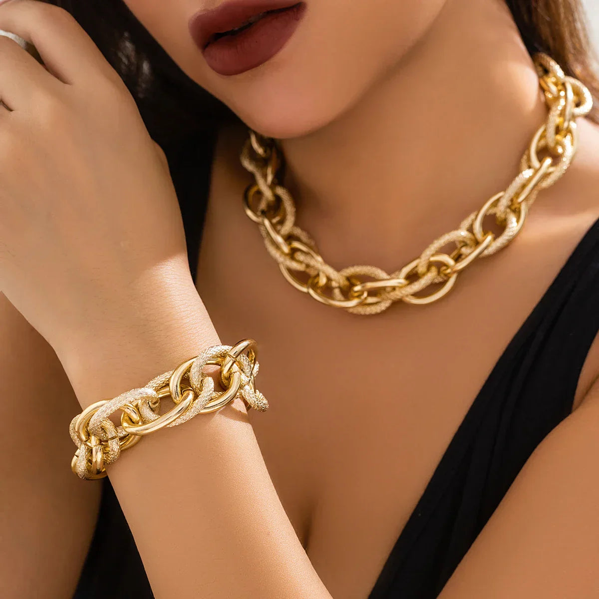 Conjunto de pulsera y collar de cadena doble retorcida gruesa y llamativa Precio completo
