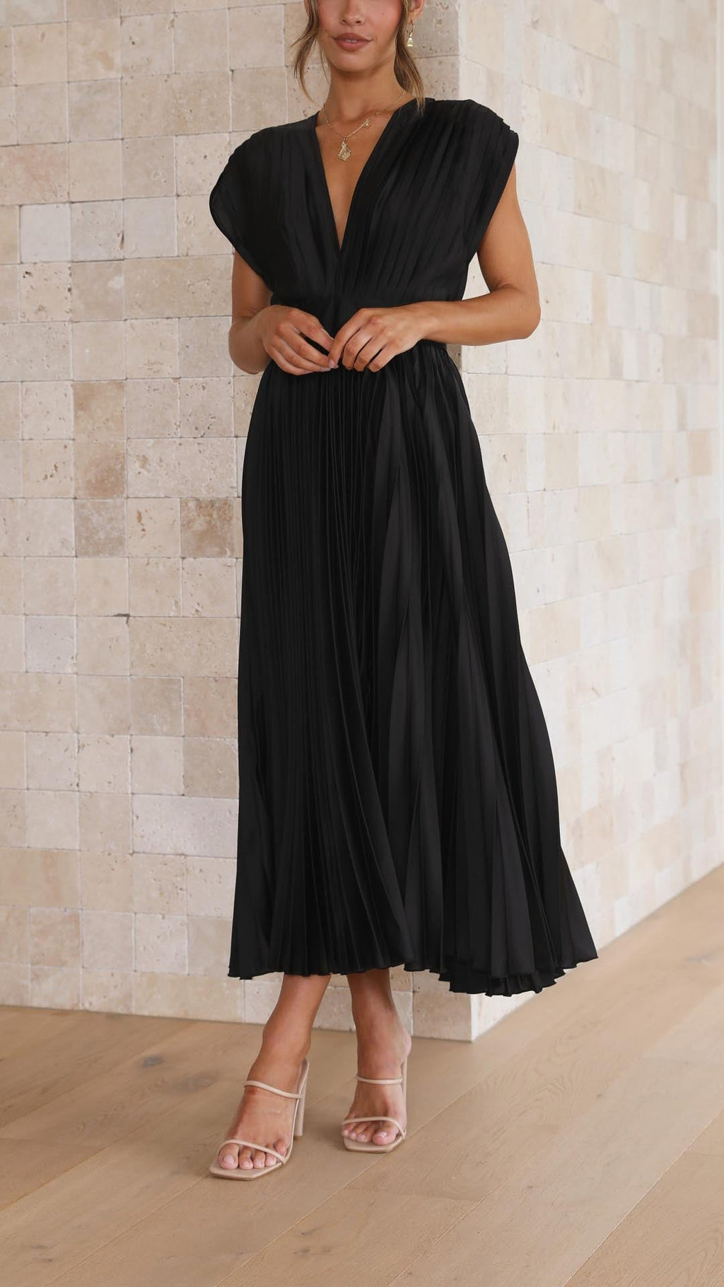 Genevieve | Vestido Elegante con Pliegues