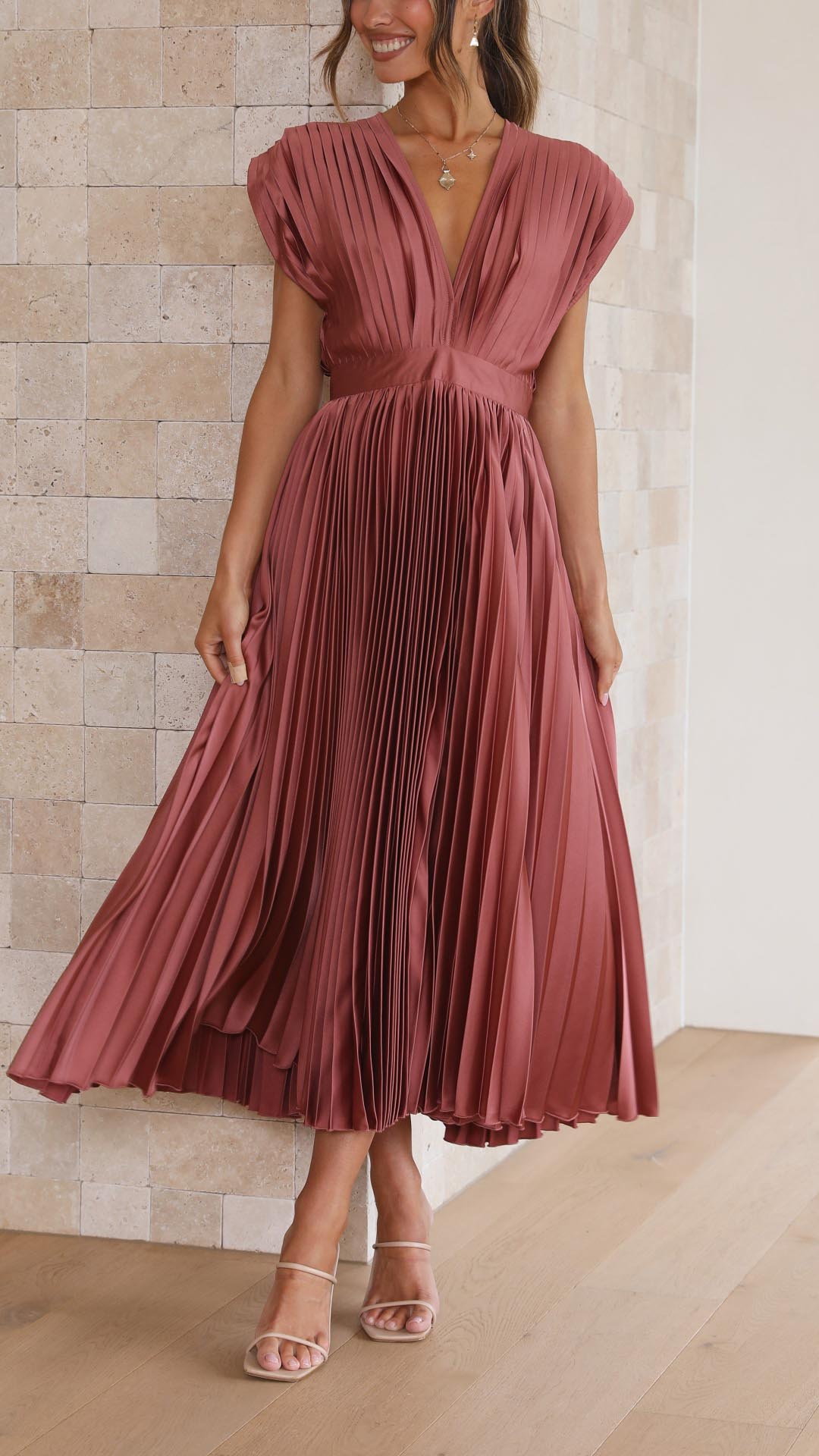 Genevieve | Vestido Elegante con Pliegues