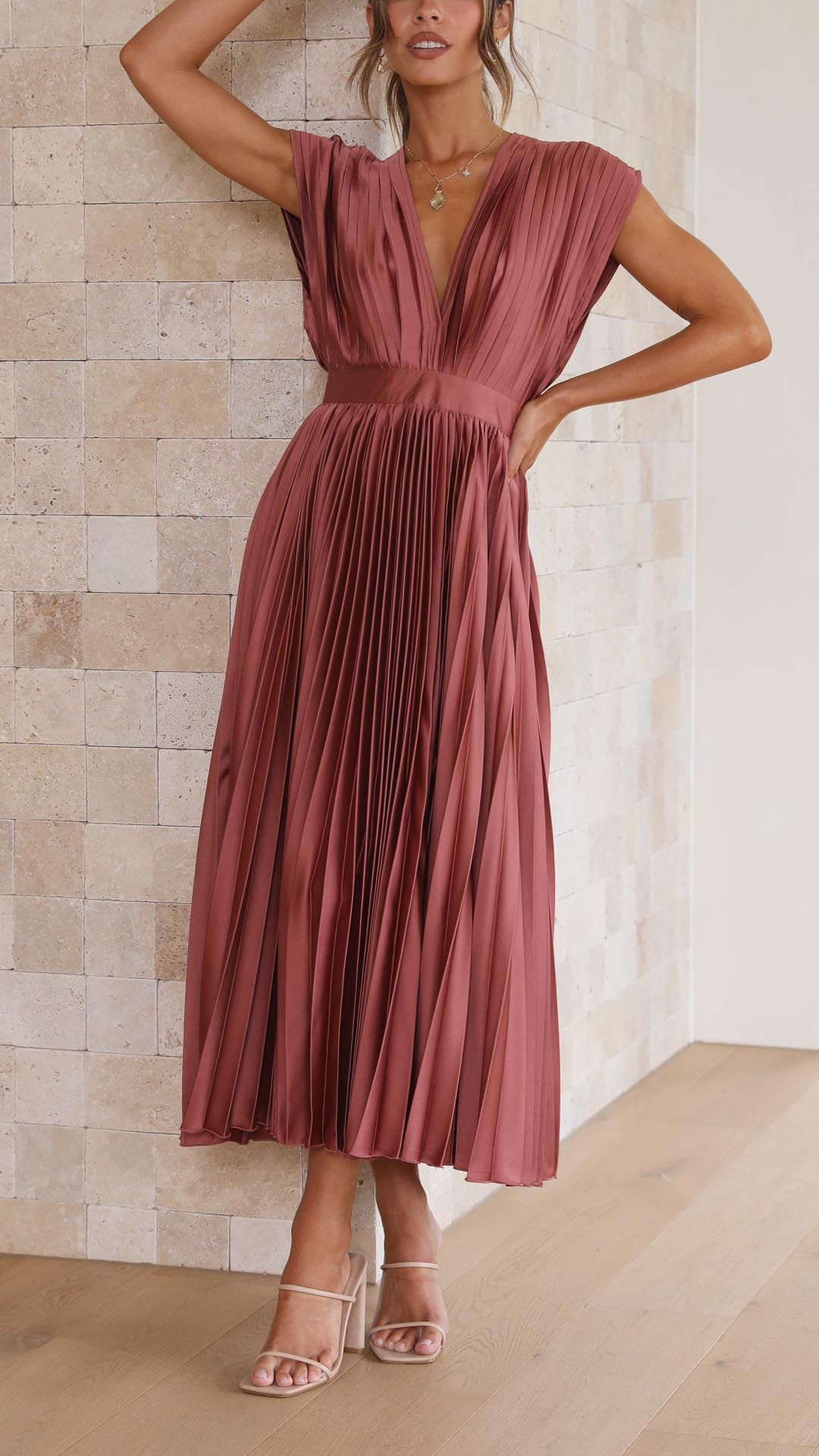 Genevieve | Vestido Elegante con Pliegues