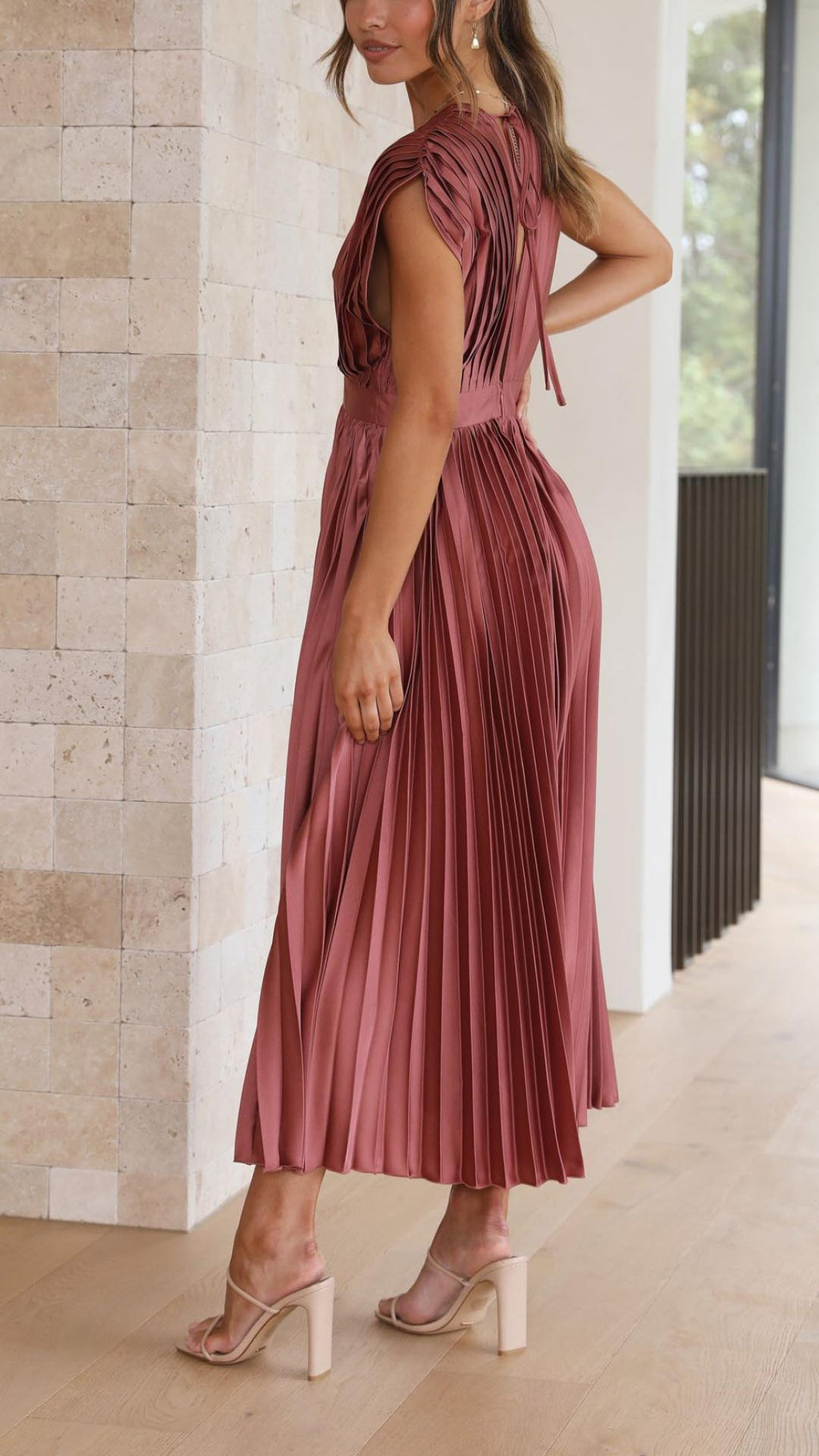 Genevieve | Vestido Elegante con Pliegues