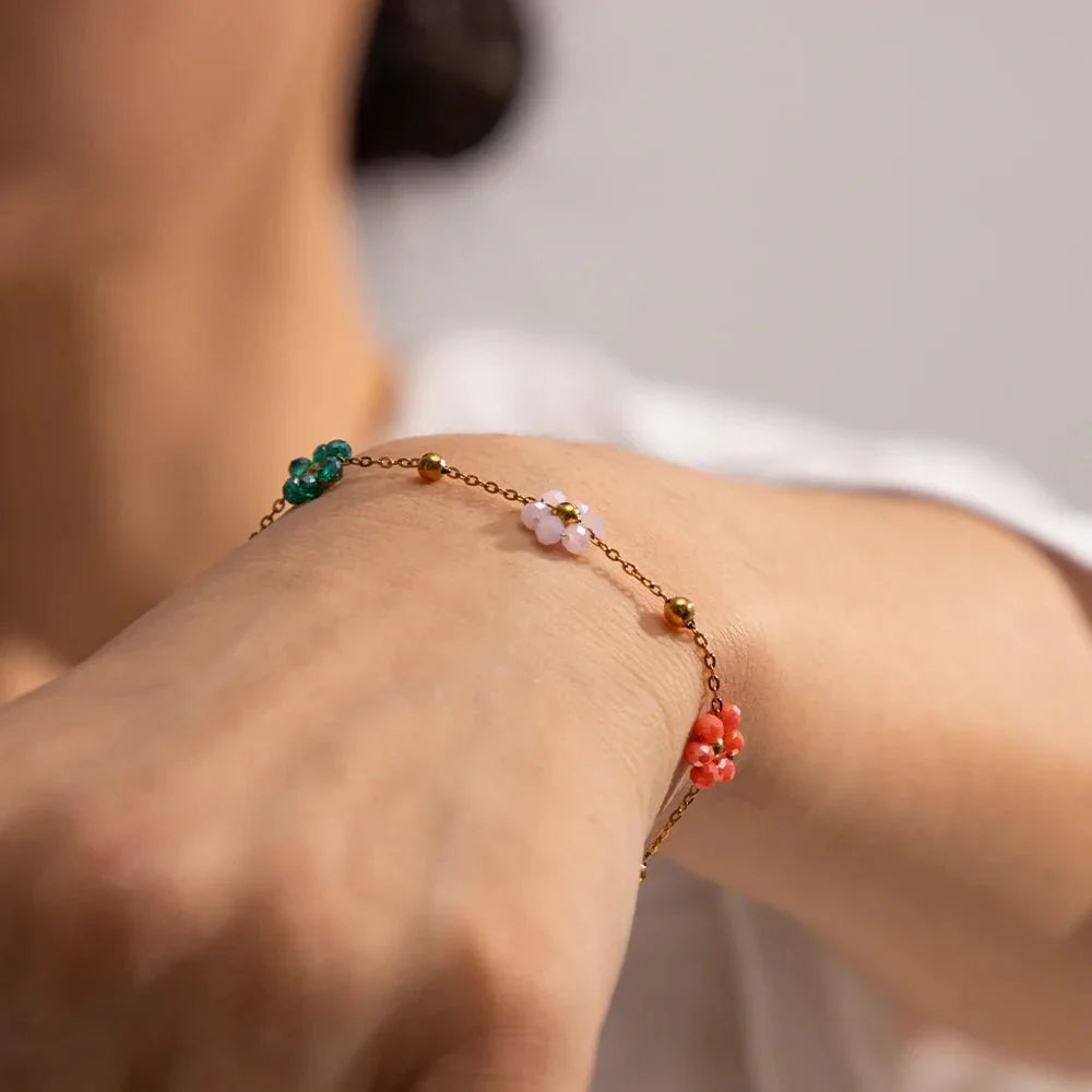 Collezione di Gioielli Floreali Primaverili Delicati