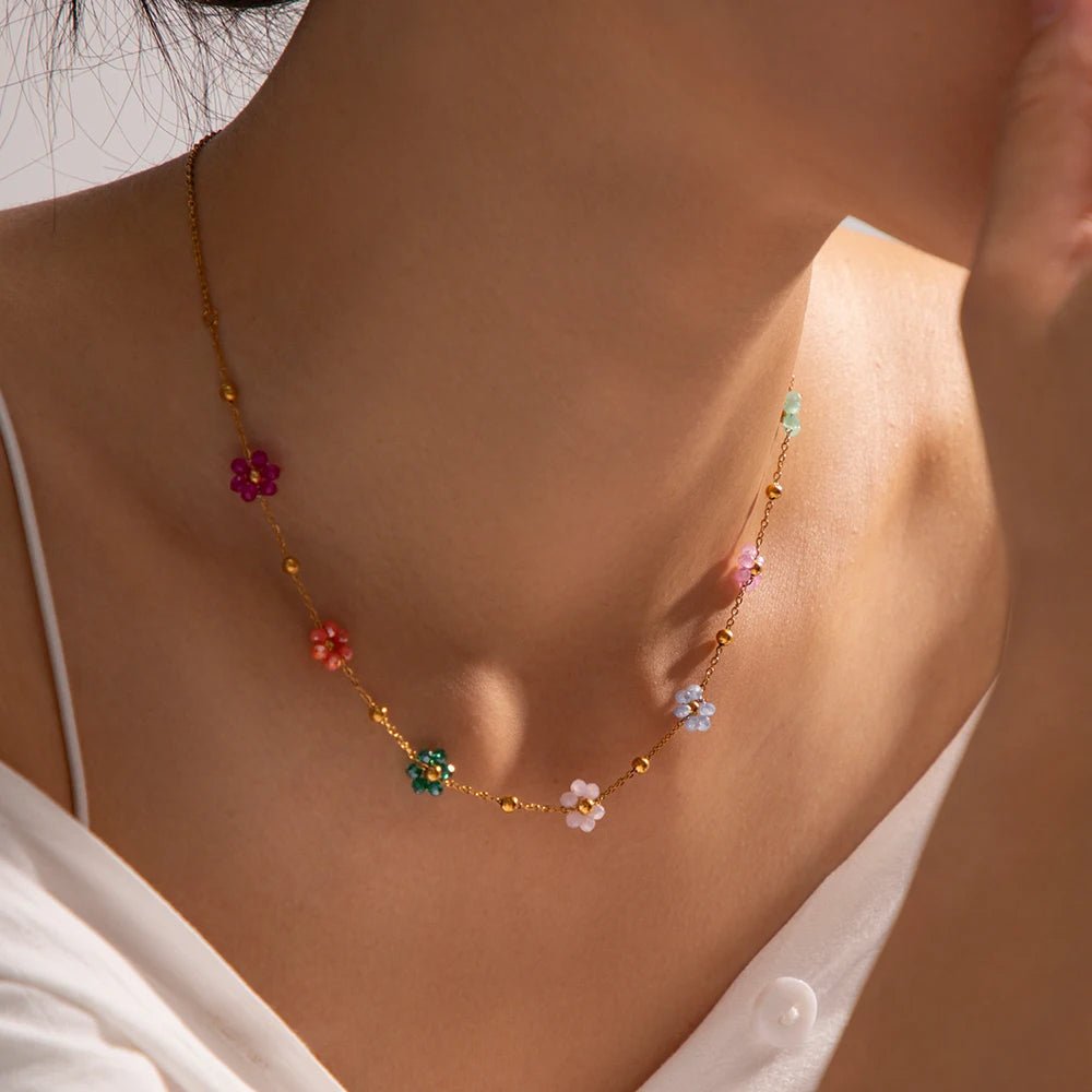 Collezione di Gioielli Floreali Primaverili Delicati