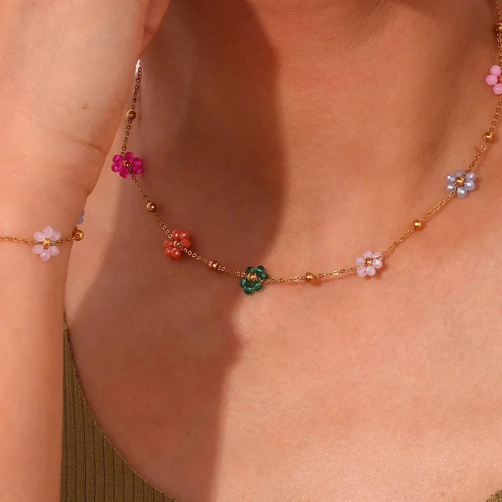 Collezione di Gioielli Floreali Primaverili Delicati