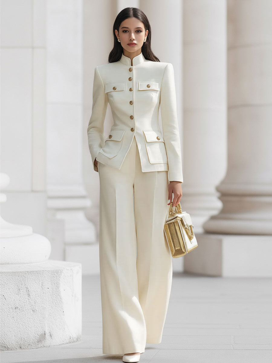 Christina - Completo Elegante in Crema con Accenti Dorati