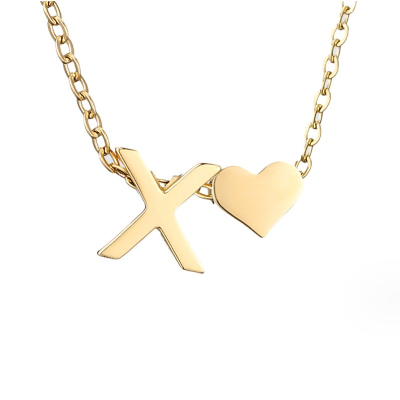 Collar Inicial Intemporal con Colgante en Corazón