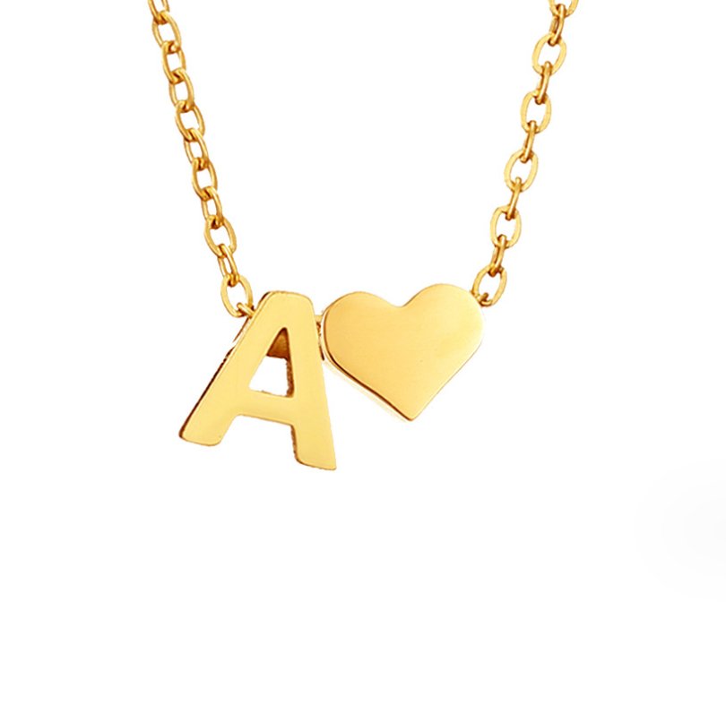 Collar Inicial Intemporal con Colgante en Corazón