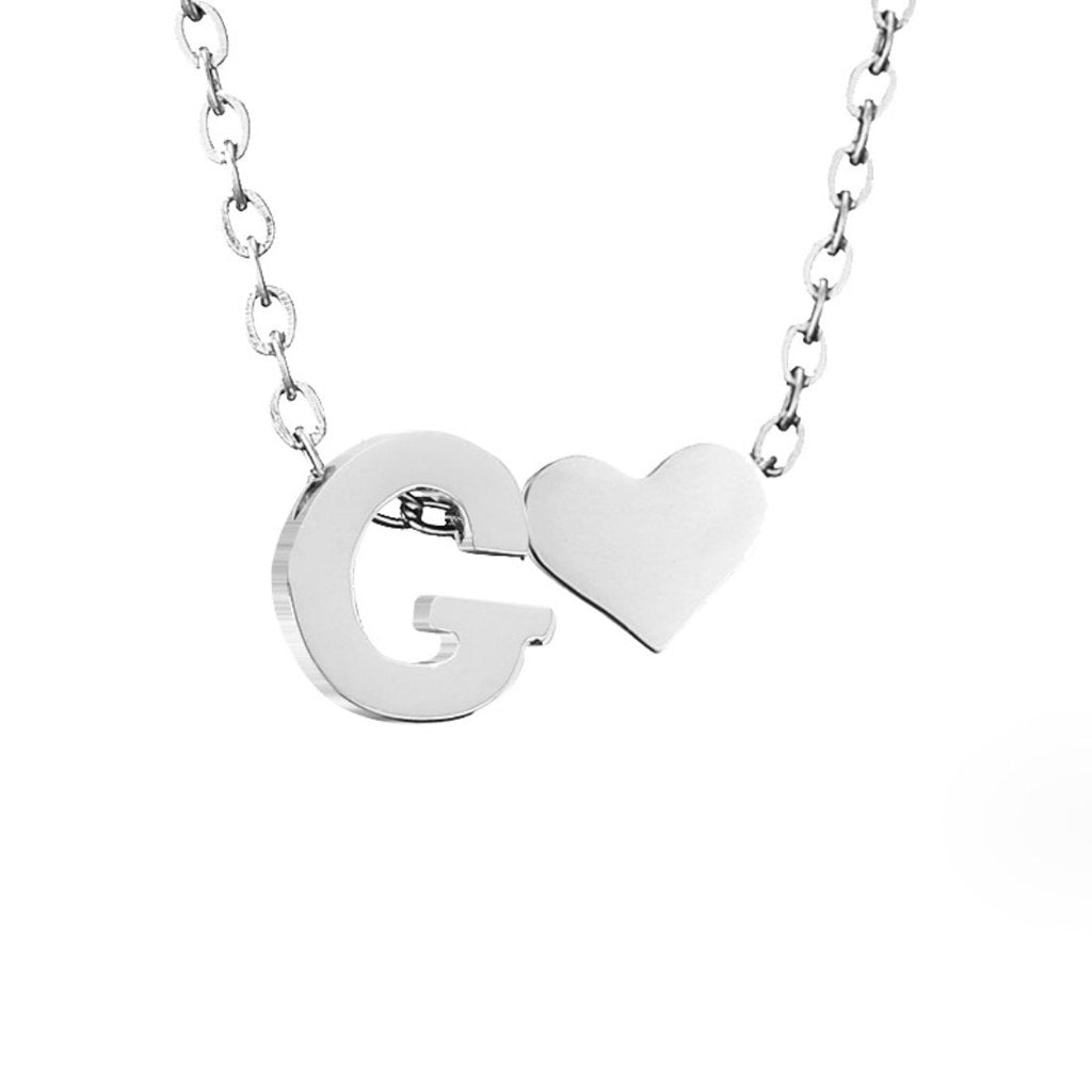 Collar Inicial Intemporal con Colgante en Corazón
