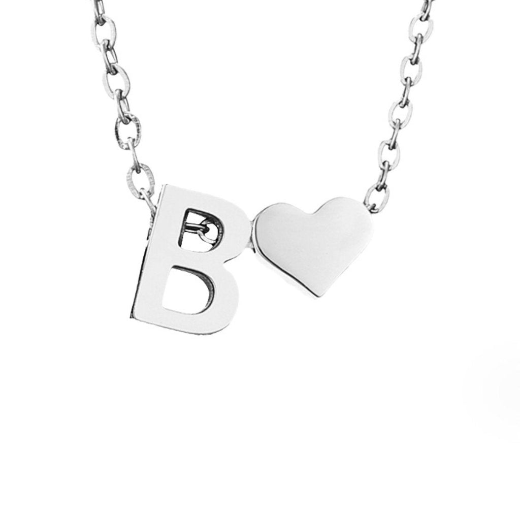 Collar Inicial Intemporal con Colgante en Corazón