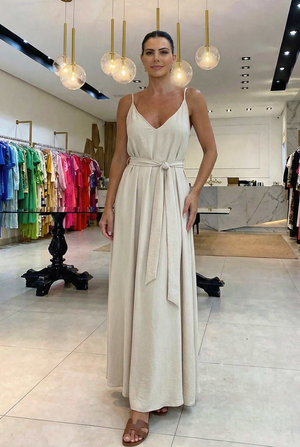 Paola | Vestido moderno largo