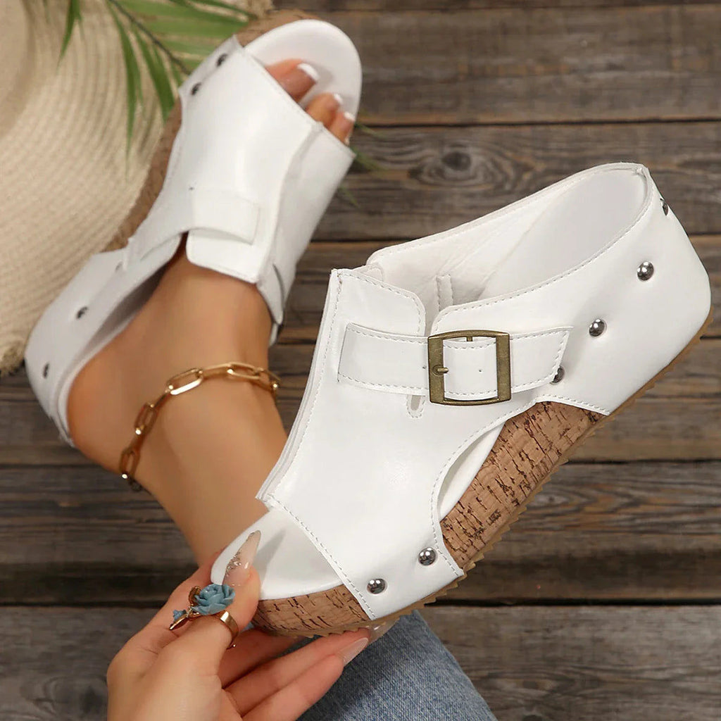 CASSIA™ | Sandalias con suela de cuña de cuero