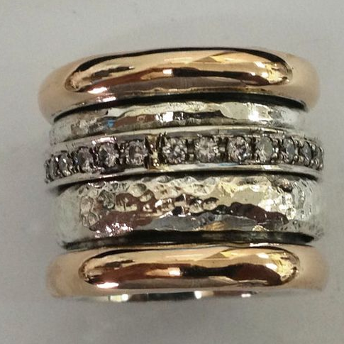 Anillo Estructurado Dorado™ – Volumen Vintage