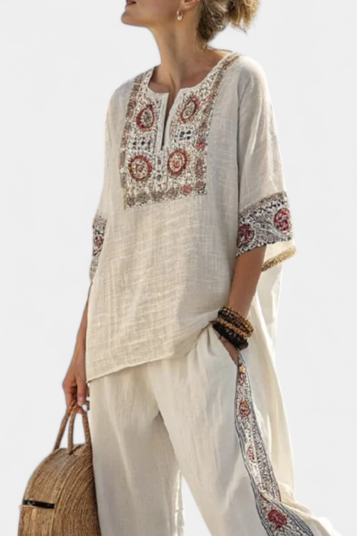 Tameric | Blusa Grezza Ricamata e Pantaloni Ampi